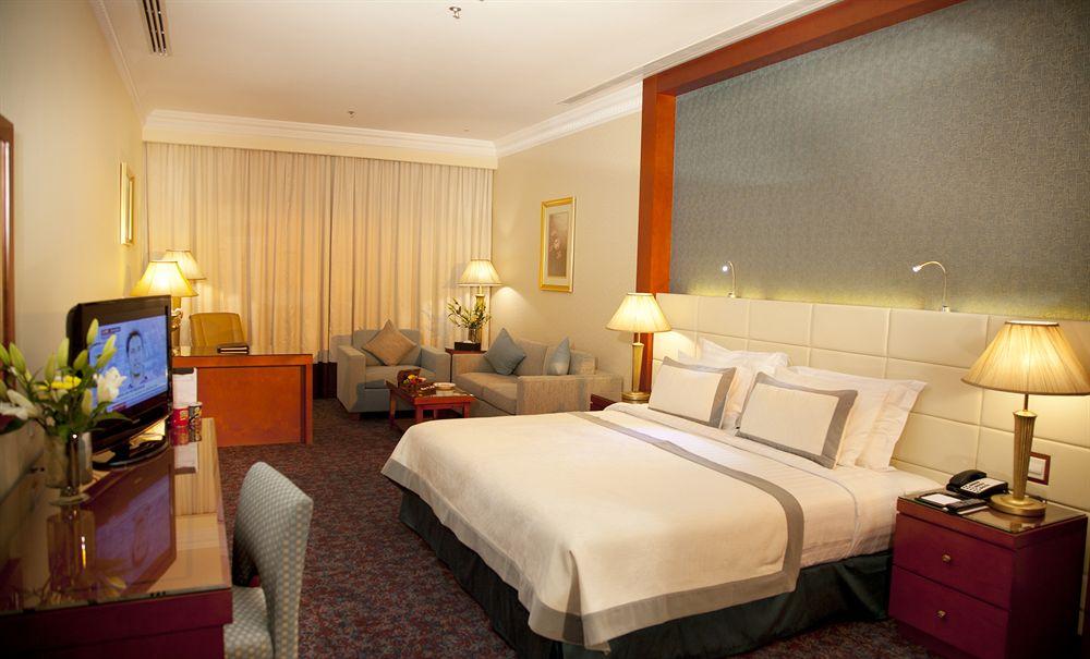 阿尔巴沙怡东大酒店 迪拜 外观 照片